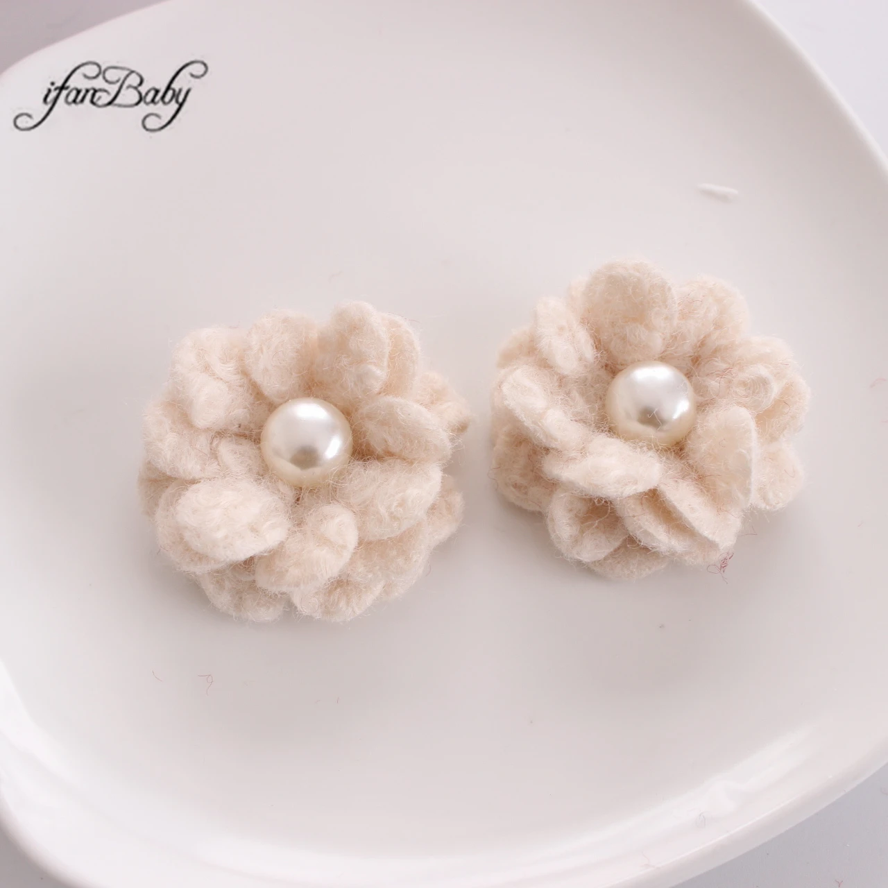 5cm Soft Warmer Wool Fabric Floral Pearl in Center Felt Flowers For Kids Girl DIY Hair Accessories