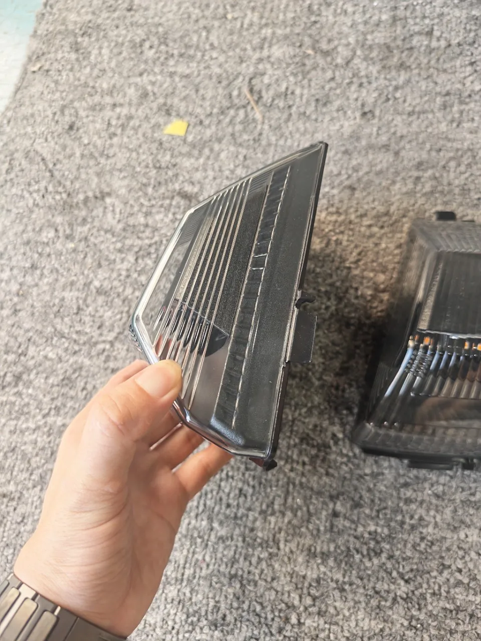 For Mercedes-BenzGClass G65G500G63 Turn Signal, The Original Car Model Has Double Flash Lights On A Black Background