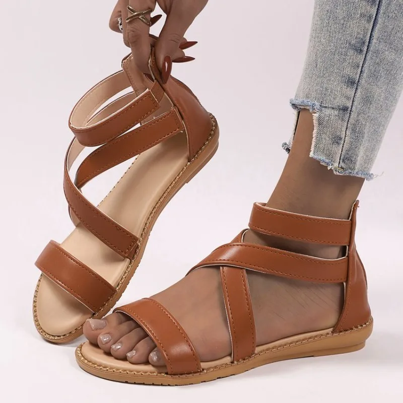 

Летние женские сандалии 2026 года, новые экспортные модели, римские сандалии больших размеров для трансграничной торговли, женские сандалии на плоской подошве с перекрестными ремешками