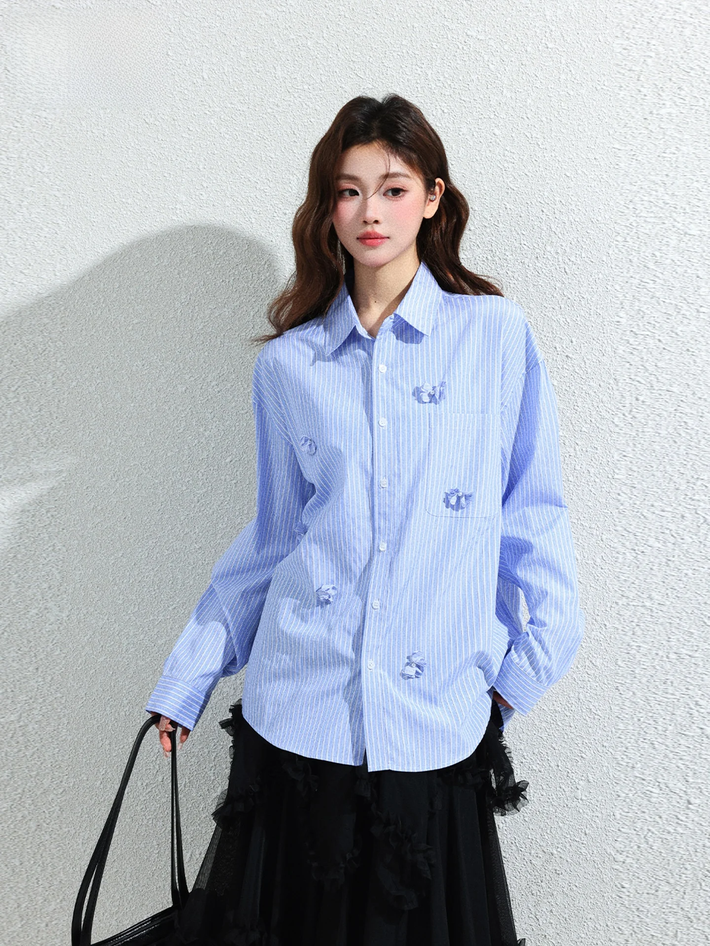 

Синяя полосатая повседневная рубашка с длинным рукавом для женщин, свободного кроя, на пуговицах, из смесового хлопка и полиэстера, весенне-летний топ