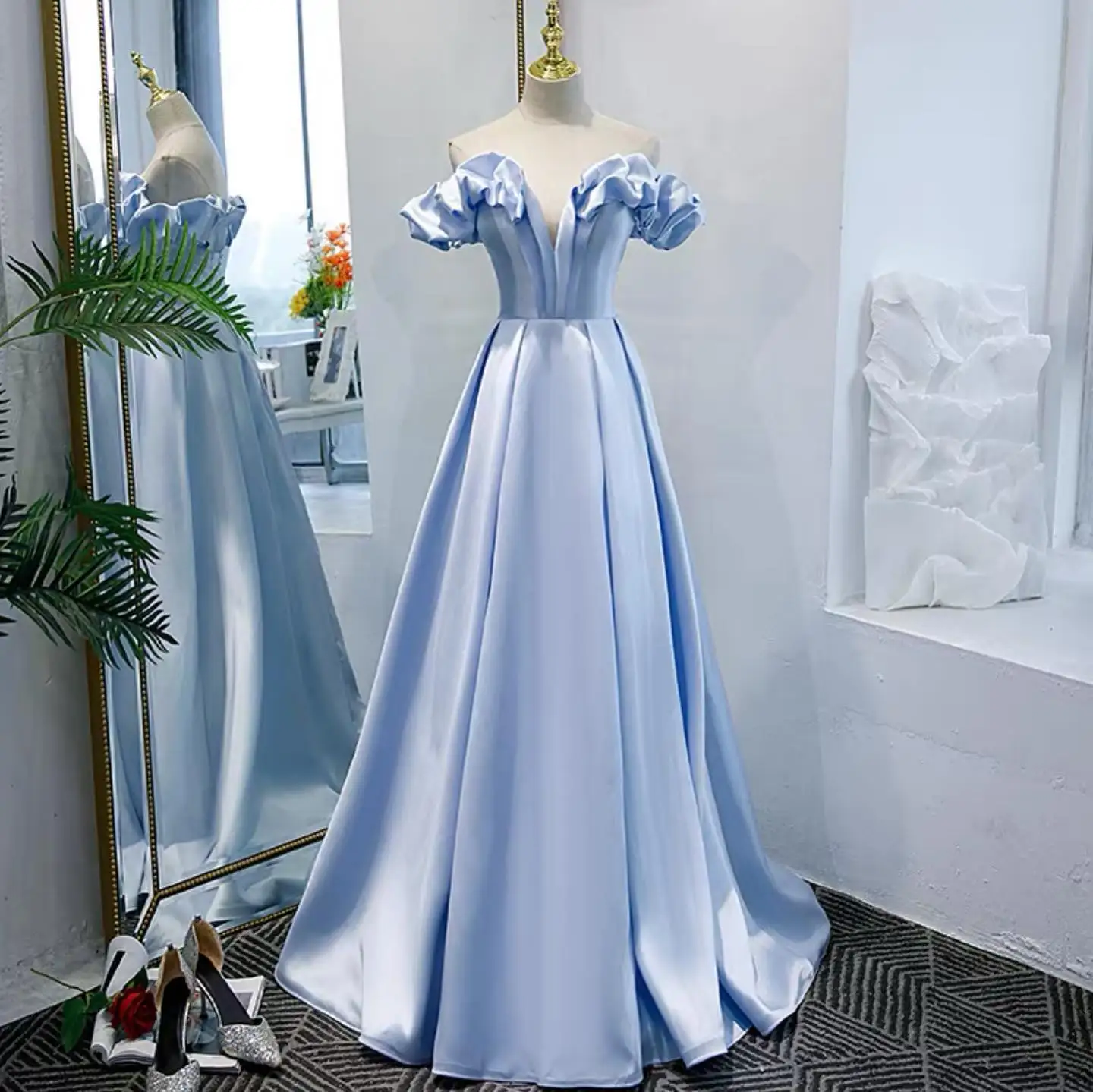 

Customized Graceful Satin Off the Shoulder Ruffles Evening Dresses Delicate V-Neck Cocktail Dress Custom Size Celebrity Gowns
