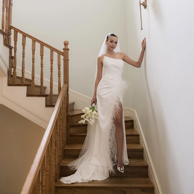 Eightree White Mermaid Wedding Dresses Strapless Side Slit Feather Bridal Dress 2026 Evening Wedding Ball Prom Gowns Customized