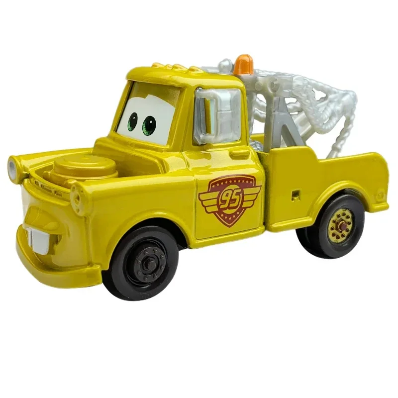 Tomica disney pixar carros relâmpago mcqueen racer mater 1:55 diecast liga de metal carros modelo brinquedos para presentes de aniversário das crianças