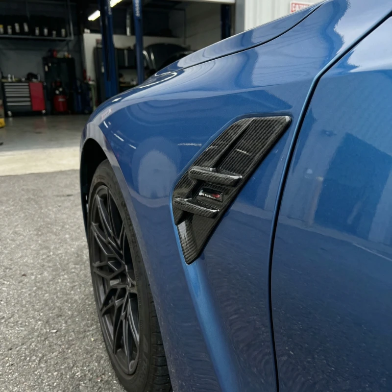 

Для BMW M3 G80 G81 M4 G82 G83 2021-2025: Накладки на боковые крылья из настоящего карбона, аксессуары для автомобиля