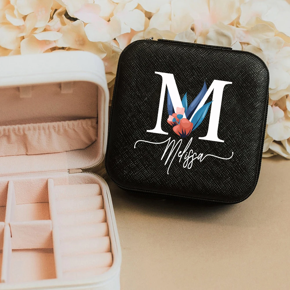 Custom Travel Jewelry Box Initial with Name Leather Jewelry Organizer Maid of Honor Gifts Jewelry Case Bride Bridesmaid Gifts