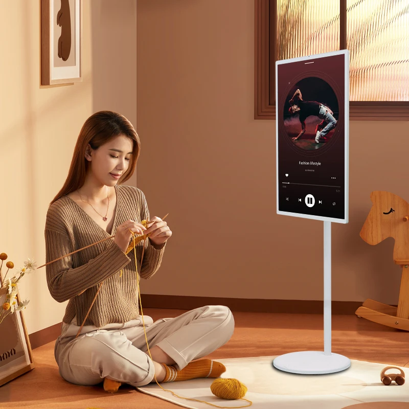 32-Inch Outdoor Portable Smart TV with 8+128Gb Touch Screen Built-In Speaker Mobile Display Stand