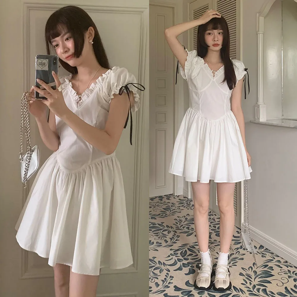 2024 Summer Fashion Girls Tea Break Dress French Retro Age-Reducing Dress Office Lady  V-Neck Design Sense Of High-lovely puffy