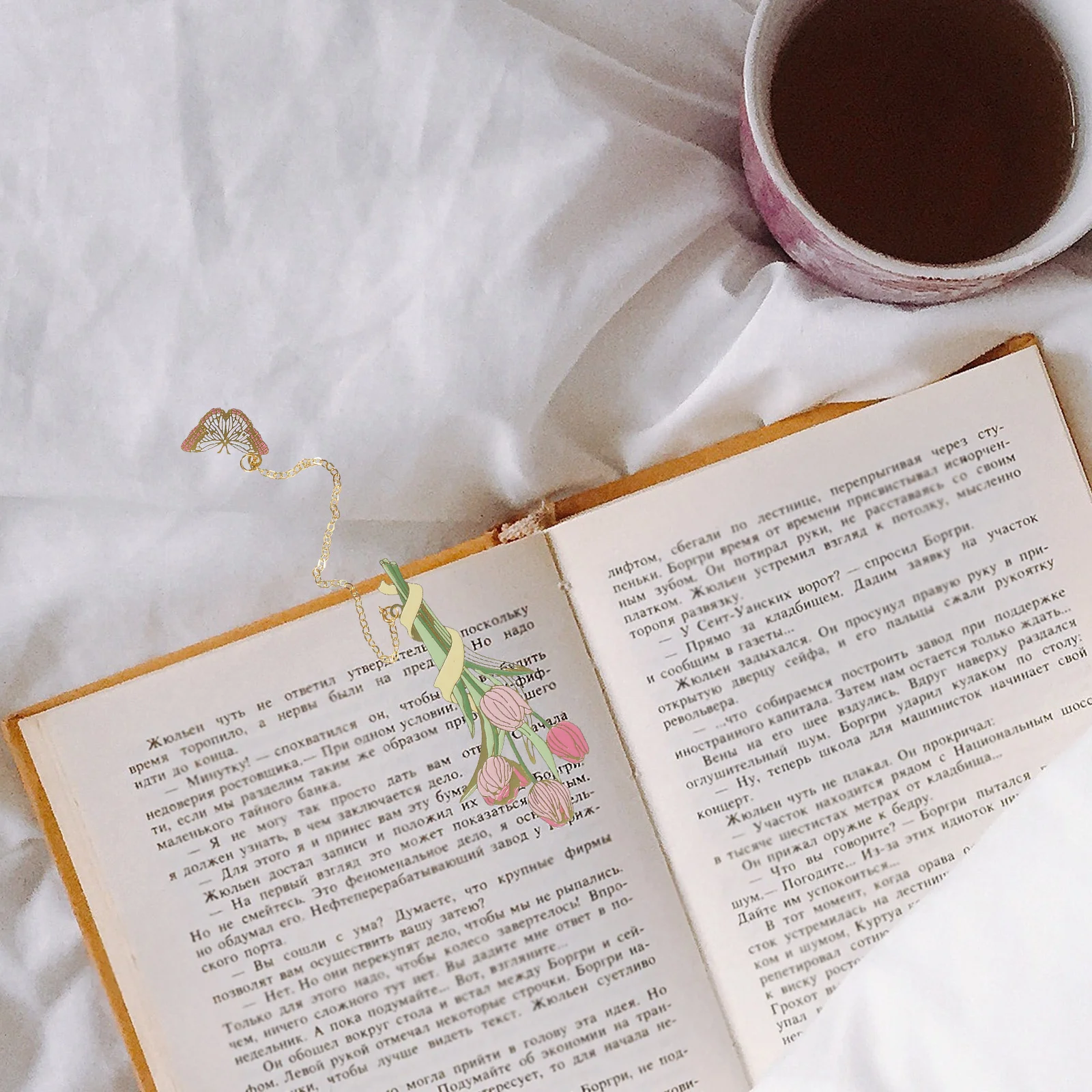 

Hollow-Out Flower Bookmarks Exquisite Metal Page Markers Decorative Floral Bookmarks for Study Reading Metal Page Markers