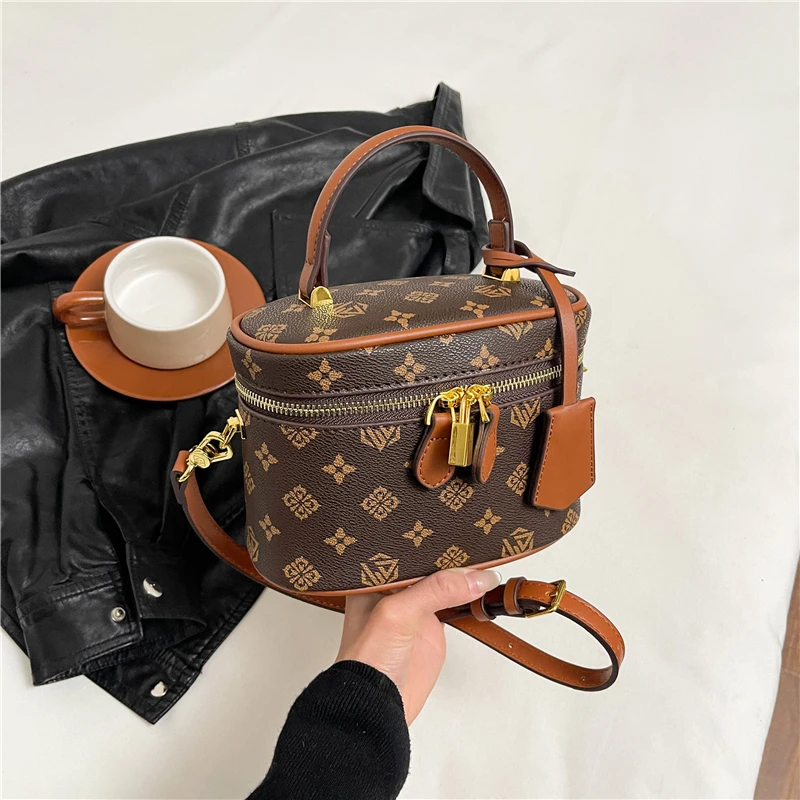 حقيبة مربعة أنيقة لعام 2025 للنساء، محفظة كروس على شكل صندوق عتيق مع سلسلة، حقيبة كاجوال ونايلة متعددة الاستخدامات #5