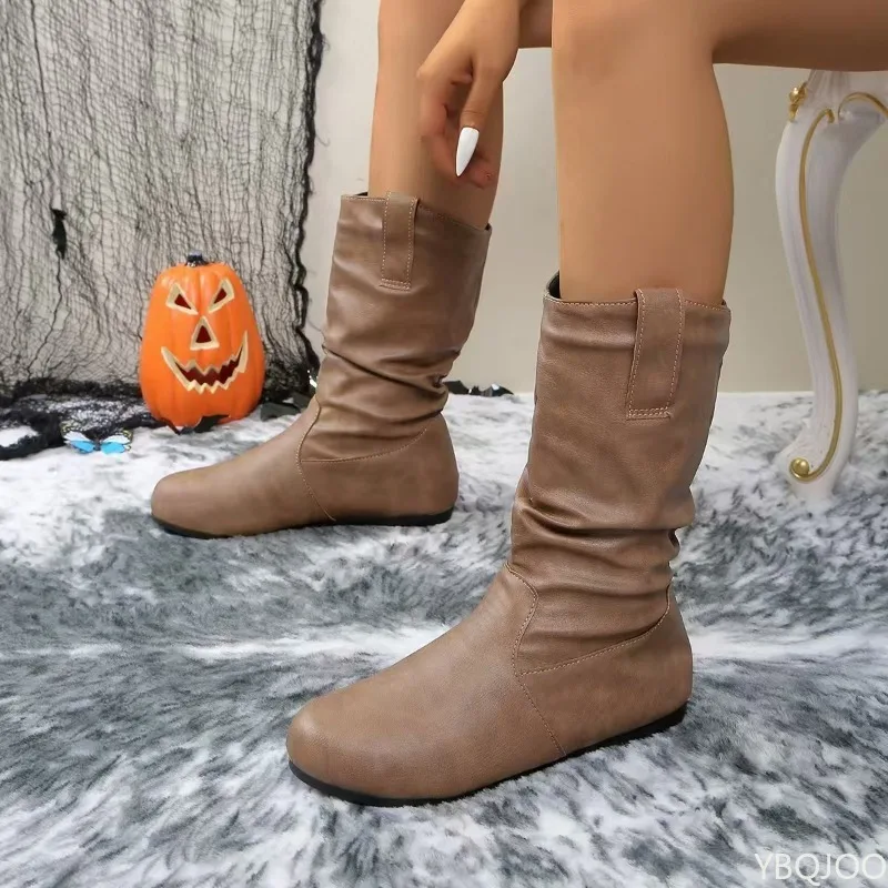 أحذية كاجوال جديدة للخريف والشتاء ذات قاع مسطح ومقدمة مستديرة للنساء أحذية نسائية عصرية دافئة وبسيطة ومريحة ومتعددة الاستخدامات