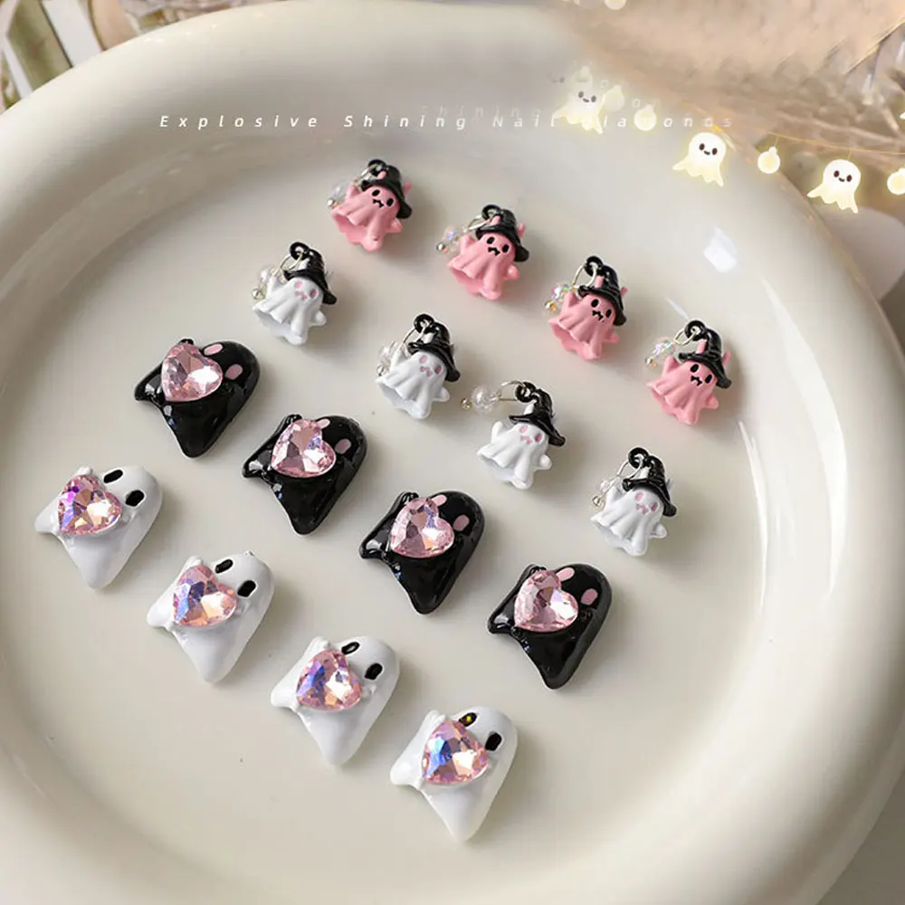 

10pcs Halloween Little Ghost Nail Art Charm Ghost Face Pendant Manicure Decorations 3D KAWAII Mini DIY Nail Art Accessories