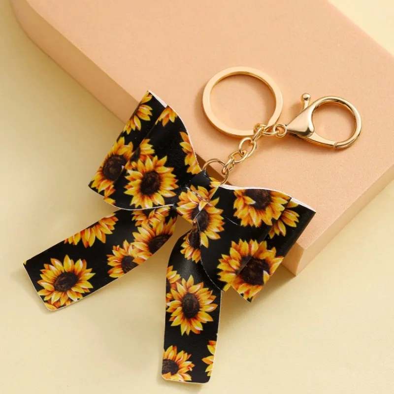 2PCS Random Fashion Keychain Butterfly Bows Key Ring for Women Girls Handbag Accessorie Car Keys