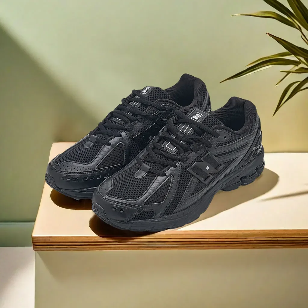 New all black dad shoes for men and women, black warrior N-shaped sports and leisure shoes, mesh breathable women's shoes