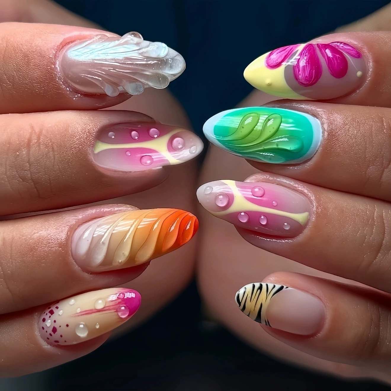 

24pcs 3D Crystal Stripes Fake Nails Press On Acyrlic Nails Long Almond Flash Gradient Blush French False Nails Decor Wearable