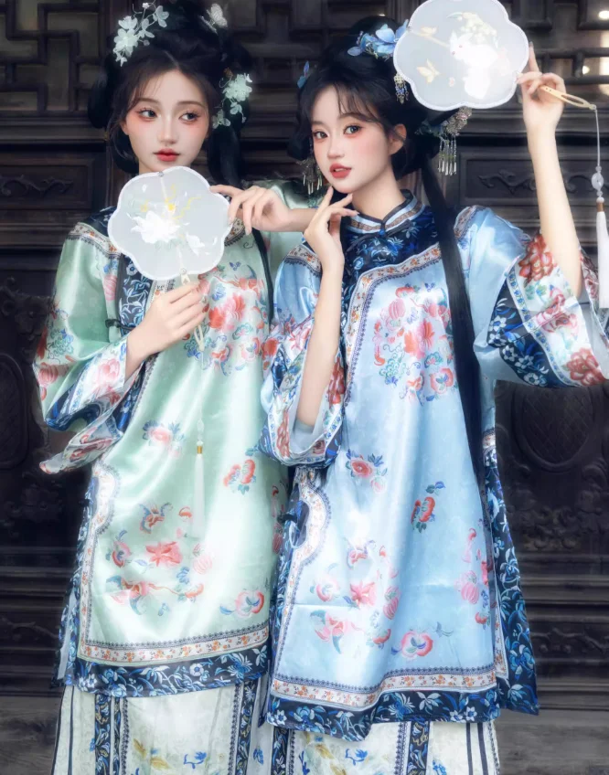 فستان Hanfu الصيني للسيدات من سلالة تشينغ قصر منقوش مكون من قطعتين من تنورة وجه الحصان