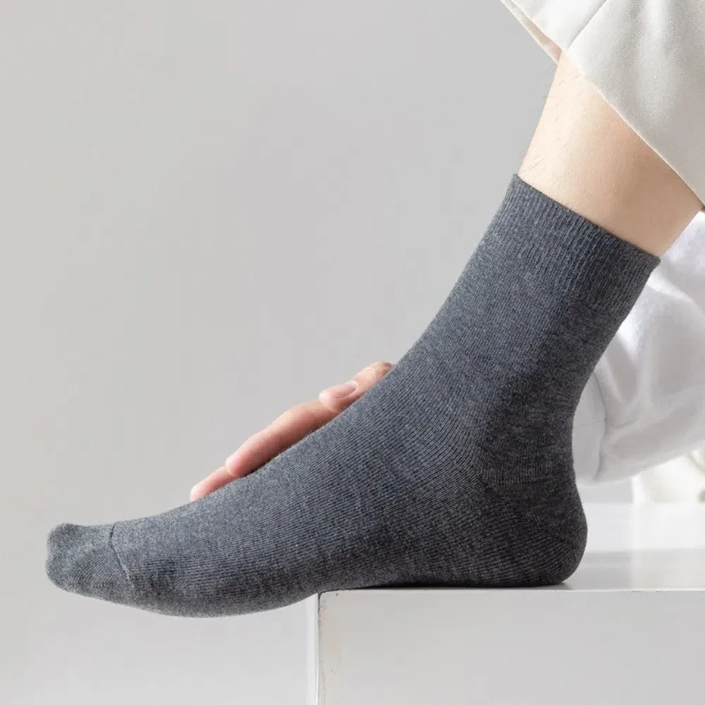 

5Pairs Fashion Breathable Short Tube Socks Men Simple Sports Cotton Ankle Socks Solid Color Hosiery Mid-Calf Socks Daily