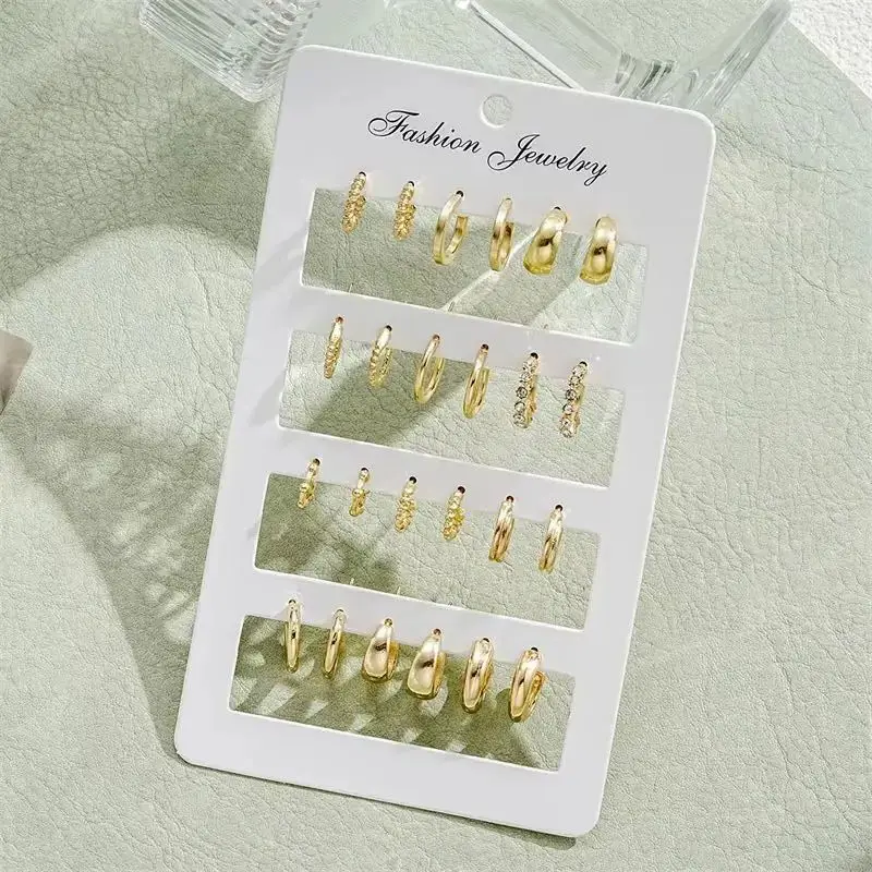 

Minimalist Shiny Zircon C Shape Open Earrings Set for Women Cherry Rhinestone Geometric Hoop Earring Y2K Punk Party Jewelry Gift