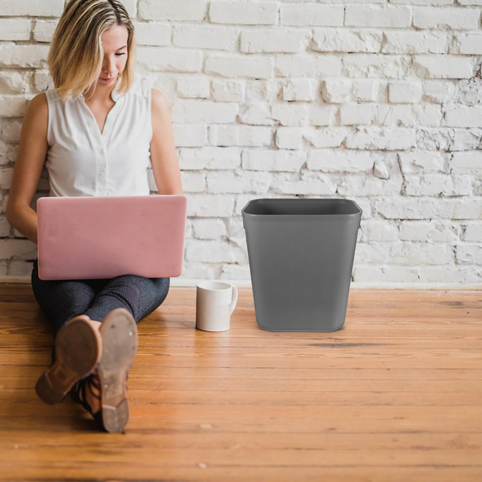 

Маленькое мусорное ведро: современный минималистичный контейнер для отходов из АБС-пластика для ванной, спальни, офиса, домашнего декора. Компактный, легкий.