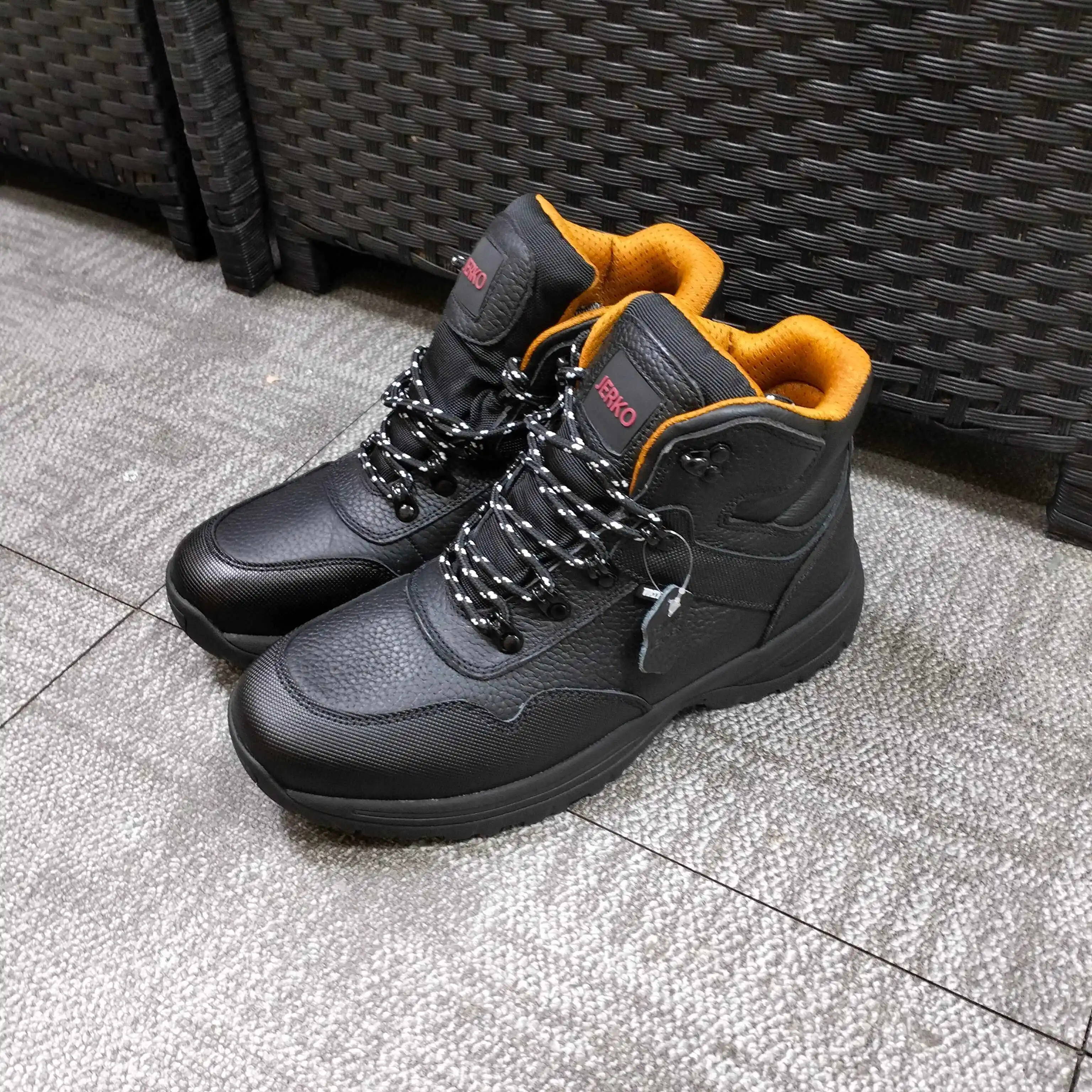 2025 New Arrival Hot Seller Breathable Anti-Slip Premium Durable High-Quality Walking Shoes Casual Shoes Excellent