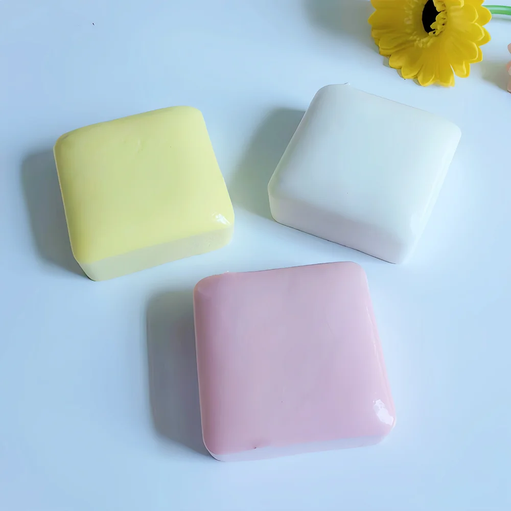 1pc New Random Color Square Milk Cake Soft Pinch To Relieve Daily Stress And Tension Slow Rebound Office Decoration Gift Toys.