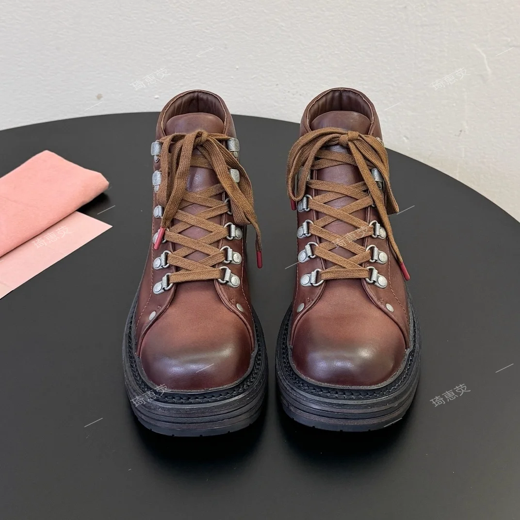 26 Early Spring New Arrival Distressed, Vintage-Style Ankle Boots in Dyed Calfskin with Lace-Up Design and Chunky Sole