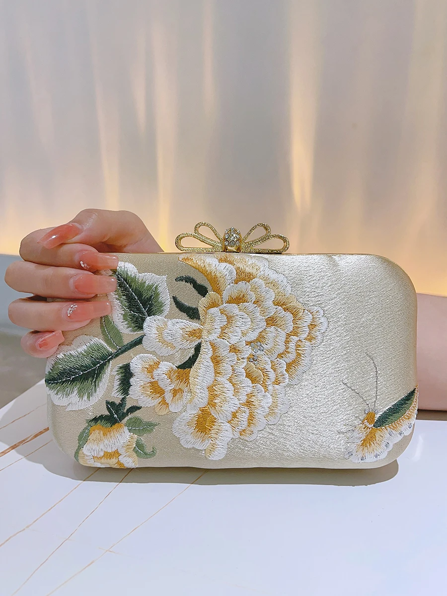 Golden Peony Handbag Cheongsam Handbag Small Square Embroidery Bag Banquet Wedding Bag Clutch Purses For Women Evening