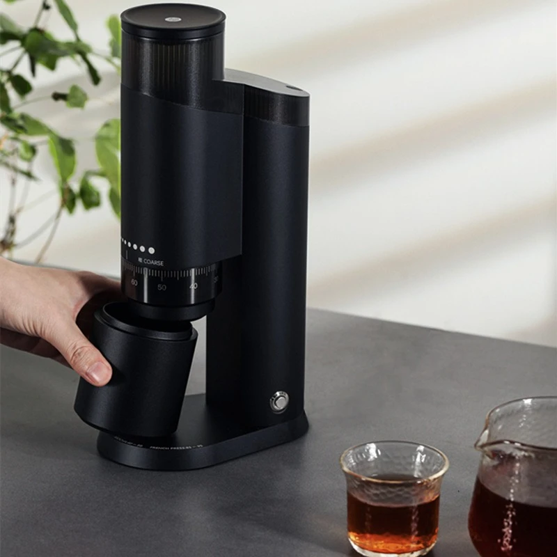 

Electric bean grinder, Italian hand-brewed coffee, good things to share, strongly recommended