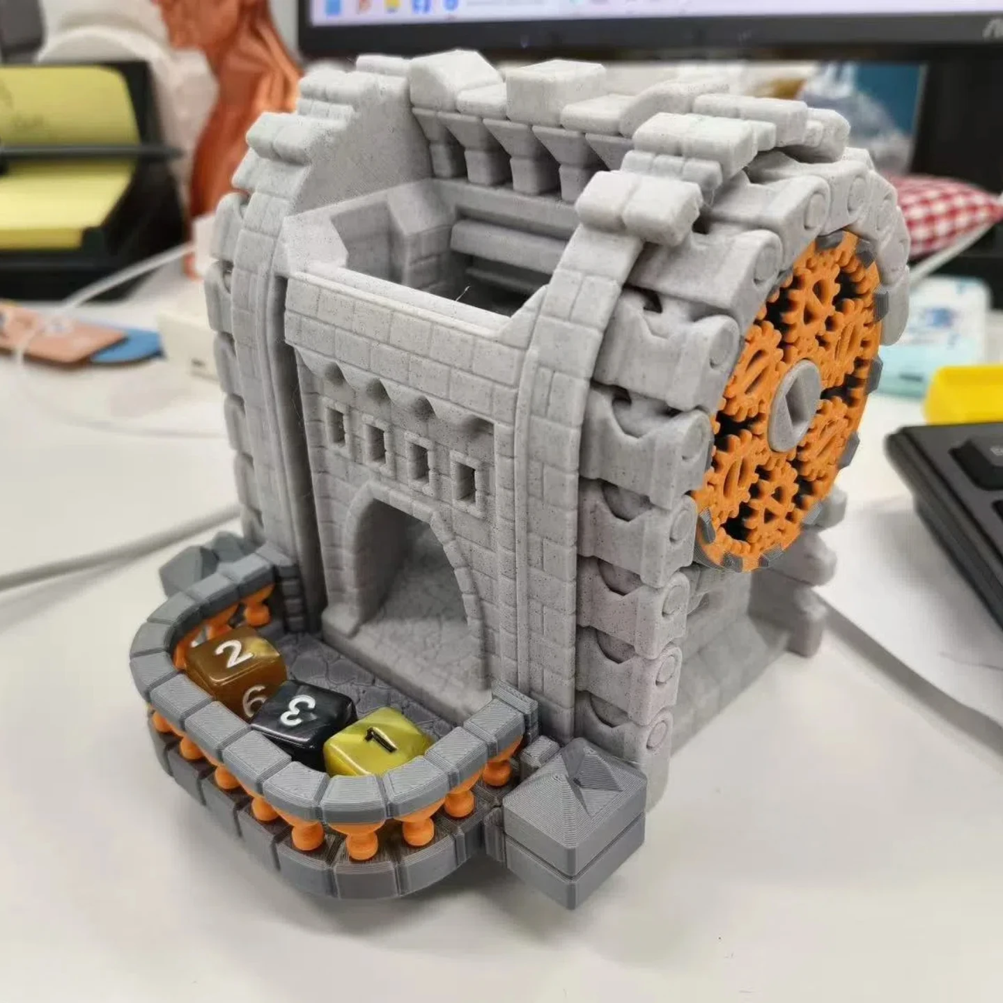 

Автоматические аксессуары для настольных игр Dice Tower