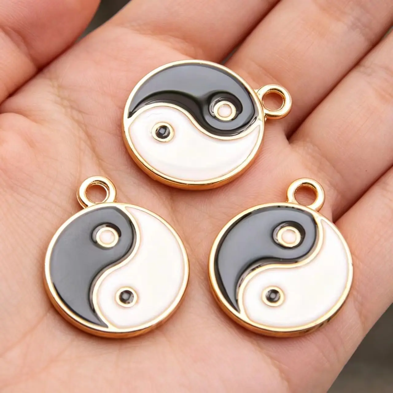 10Pcs Charms 3 Styles Eight Diagrams Black And White Yin Yang Gossip 17mm Pendants DIY Making Findings Handmade Tibetan Jewelry