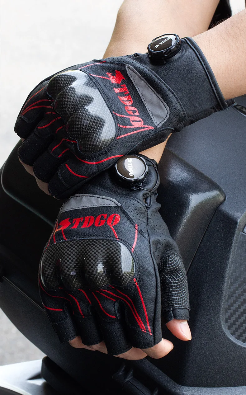 Carbon Fiber Motorcycle Riding Gloves Anti-Fall Half Finger Touch Screen Compatible Punching Knob Gloves for Bikers