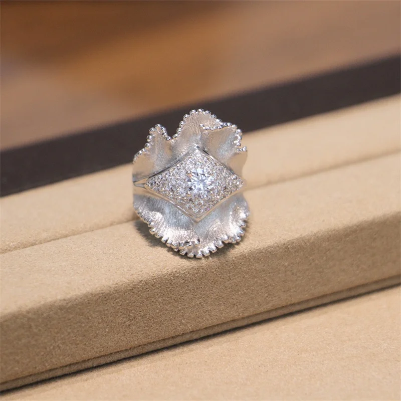 

Wholesale 925 Silver Full CZ Rigato Cocktail Ring 18K White Gold Plate Satin Ribbon Finger Band Italian Women Jewelry Bijoux