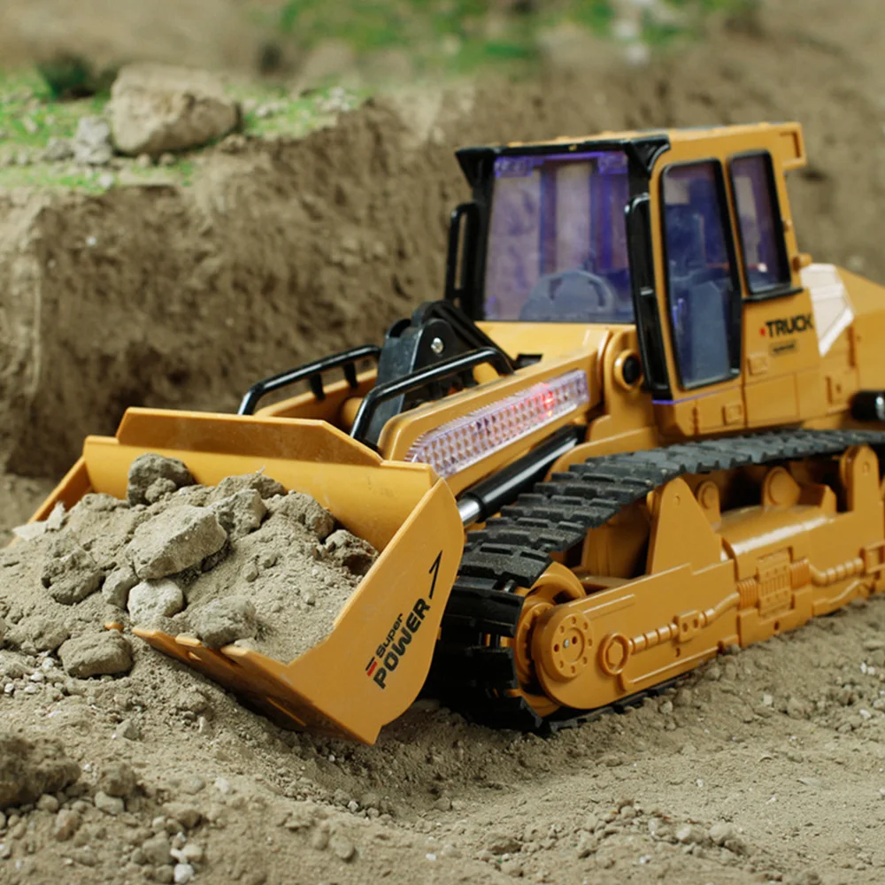 Huina 1/16 2.4G RC Truck Bulldozer Dumper Tractor Big Scale Model Engineering Lighting Excavator Radio Controlled Car Toys Boys