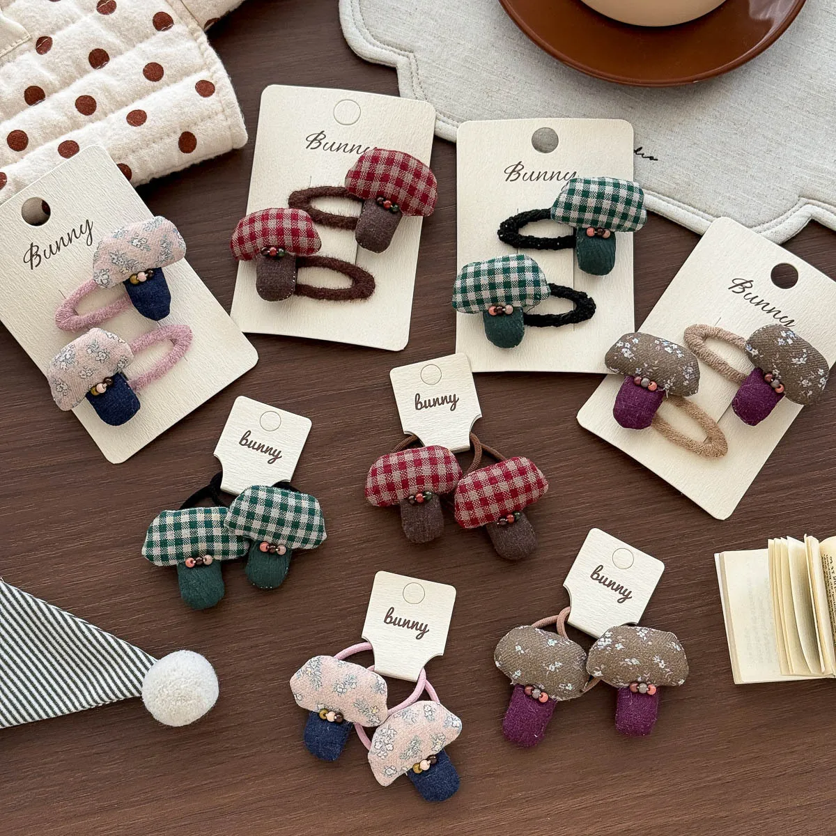 Hair Clips Autumn Style Beaded Floral Mushroom Pattern Premium Soft Resin Baby Hair Accessories No Hurt Hair for Side Bangs