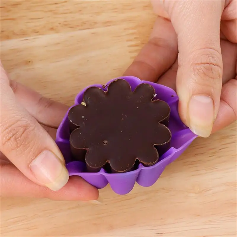 1PCS Silicone Cake Mold Heat Resistance Sunflower Shape Kitchen Gadgets Food Grade Silica Gel Simple Pastry Mould Backing Tool