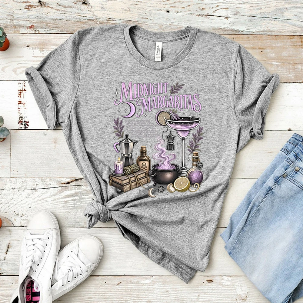 Midnight Margaritas Shirt Praktisches Magie-inspiriertes T-Shirt Vintage Hexen-Cocktail-Shirts Gotisches Viktorianisches Haus Halloween T-Shirt – Detail 11