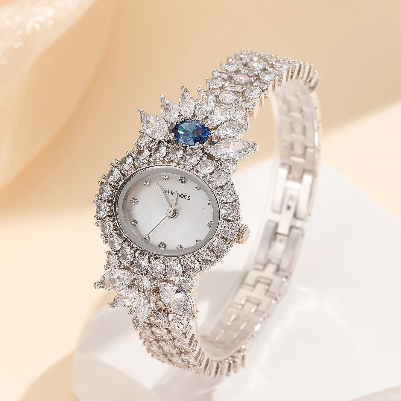 

Luxury Women's Watches Cubic Zirconia Elements Crystal Bracelet Watch for Wedding Party Evening Wear Bride Watches Jewelry Gift