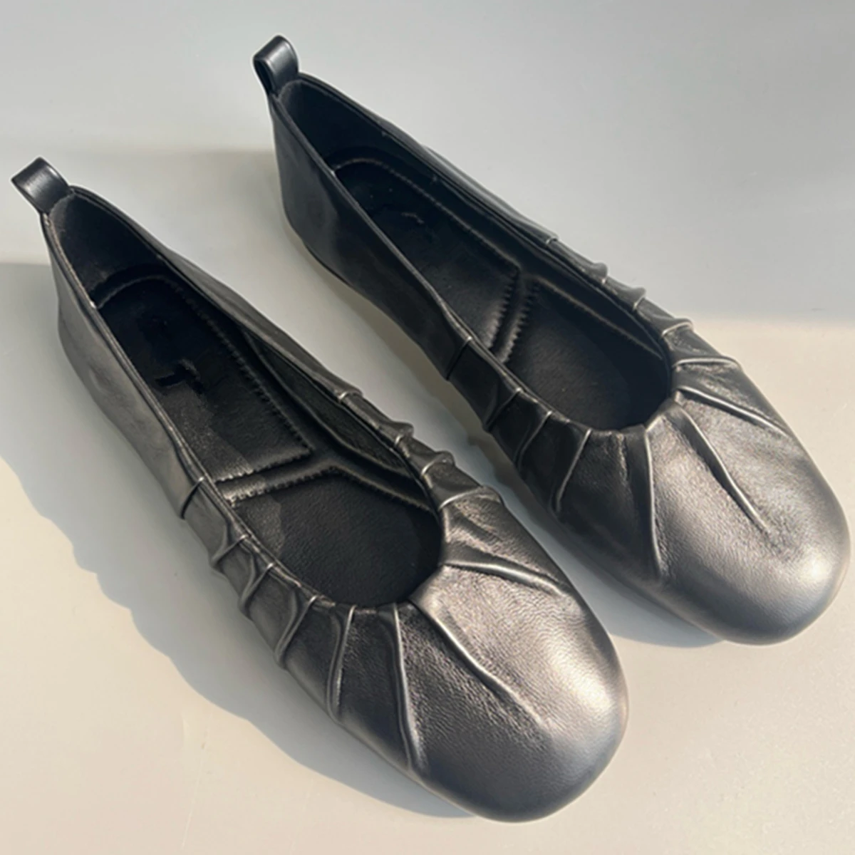 

Dave&Di French Genuine Leather Flat Shoes 2025 Summer Fashion Shoes Women's Pleated Commuting Casual Women's Mary Jane Shoes