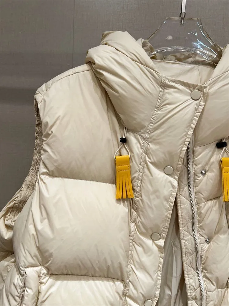 เสื้อกั๊กผู้หญิงแบบมีฮู้ด ดีไซน์ใหม่ ปี 2026  ผ้าฝ้ายบุใยดาวน์ สำหรับฤดูหนาว ทรงหลวม แฟชั่น หนา อุ่น สไตล์เสื้อโค้ท