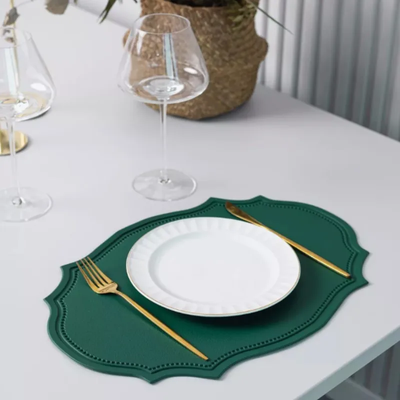 1/4/10Pcs Green Shaped Placemats Sets Faux Leather Oval Place Table Mats Pad Desk Cup Coaster Christmas Dining Table Home Décor