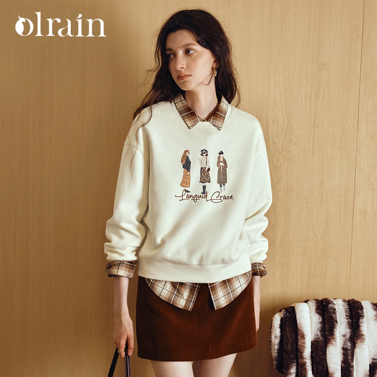 OLrain Women's Sweatshirts 2025 Autumn New Collection Casual O-neck Loose Pullovers Embroidery Long Sleeve Knit Tops O57QR001065