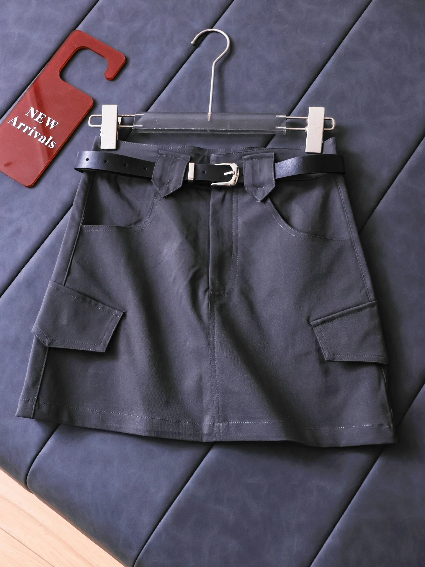

High Waist A-Line Skirt with Fake Pockets Symmetrical Pure Color Belt Anti-Light Women's Workwear Skirt T681