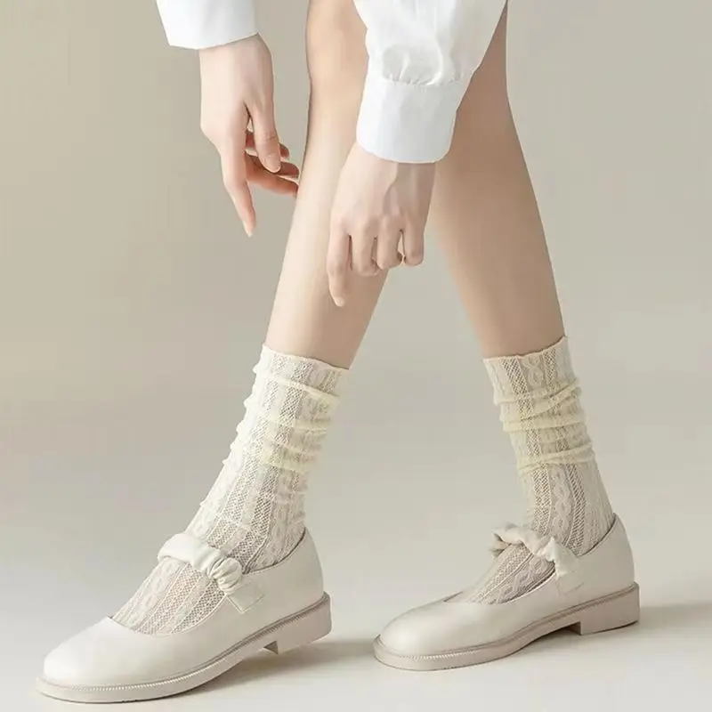 

2 Pairs Women Ultra Thin Floral Sexy Transparent Ice Glass Filament Long Tube Korean Lace Medium Tube Crystal Socks Lolita Socks