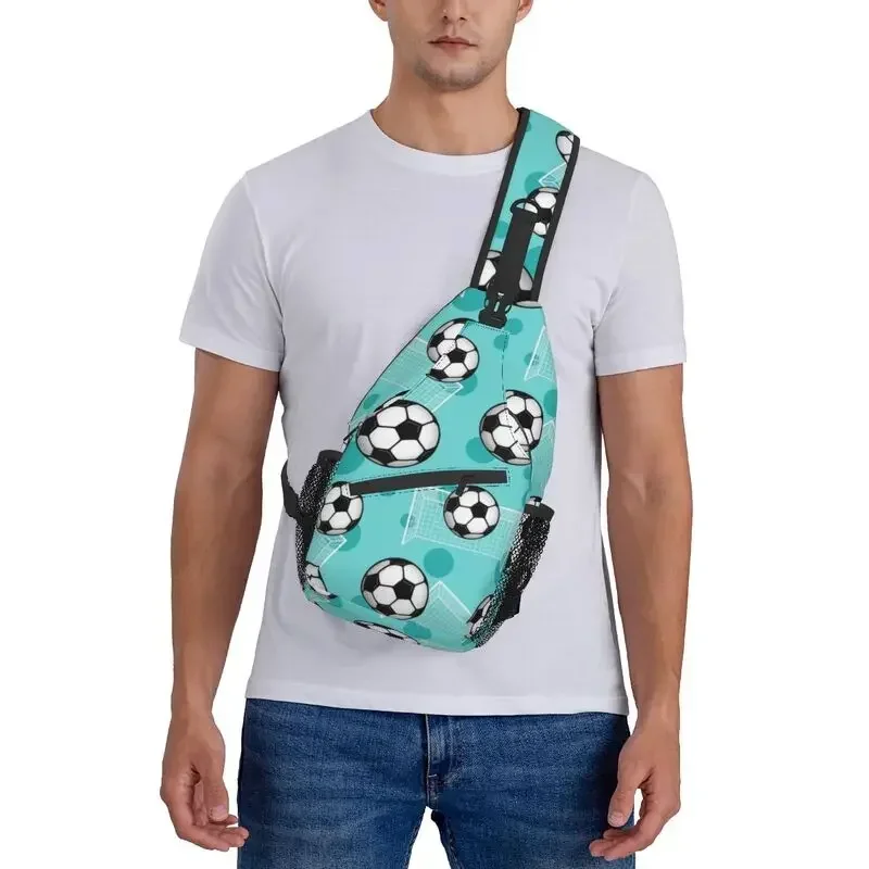 Mochila cruzada con estampado de balón de fútbol y portería para hombre, bolso de hombro personalizado para el pecho, viaje, senderismo y día