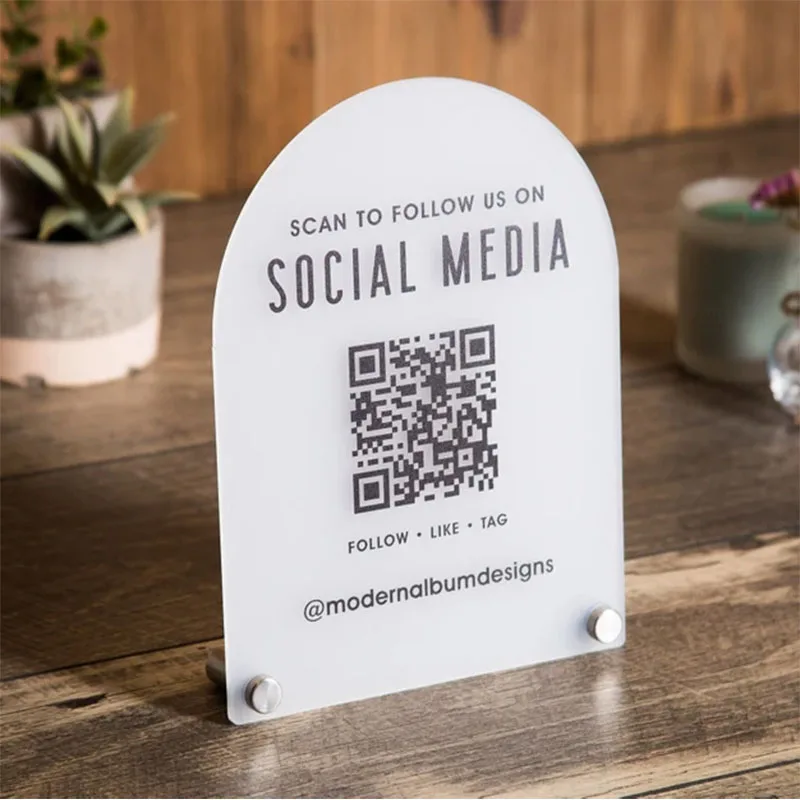 رموز QR المخصصة، علامة الوسائط الاجتماعية، علامة الدفع، رمز الاستجابة السريعة المزدوج، علامة عرض أكريليك، قائمة مراجعات Google، رمز الاستجابة السريعة للأعمال #3