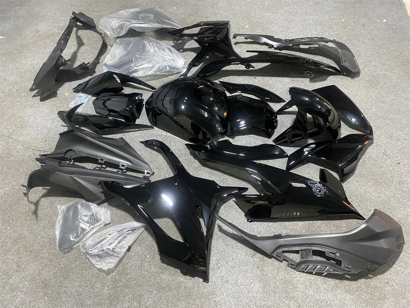 Motorcycle Fairing Kit Suitable for S1000RR 19-22 Years S1000 2019 2020 2021 2022 Fairing Black