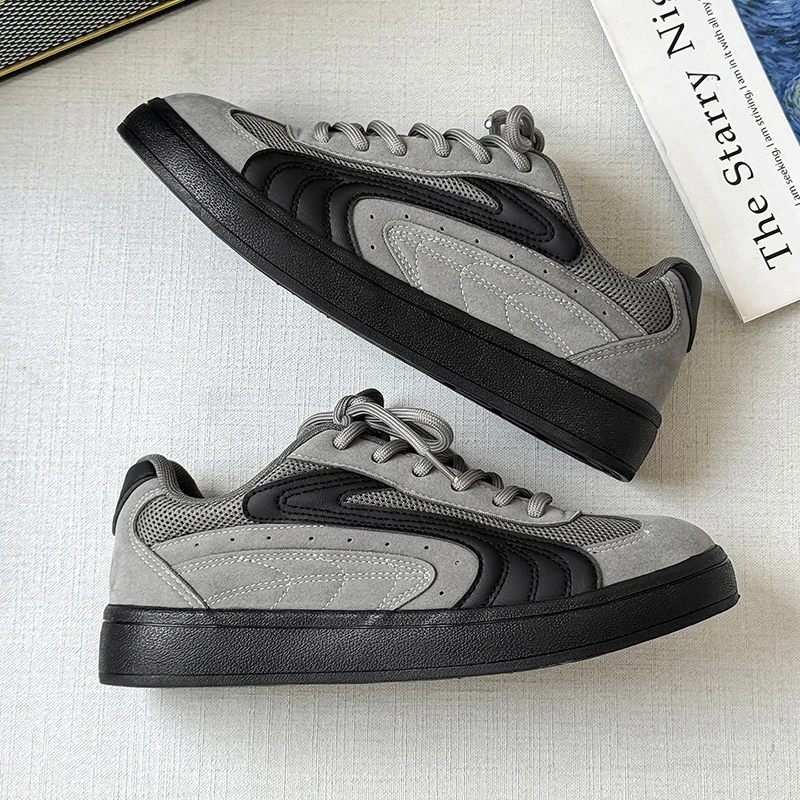 

2025 Viral Men’s Fashion Shoes– Trendy Sneakers, Hong Kong Style， Chunky Sole, Height Boost, Breathable & Comfy, Casual Streetwe