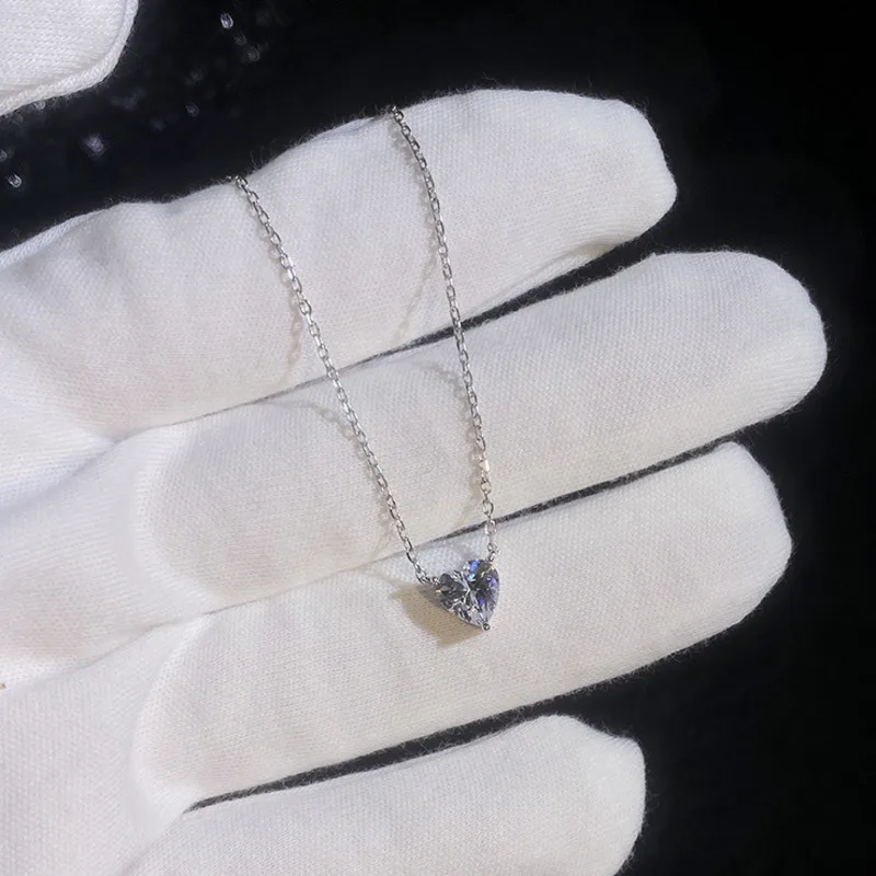 Certified 0.5-2 Carat Heart Cut Moissanite Pendant Necklaces For Woman S925 Silver 18K Gold Solitaire Lab Diamond Neckchain