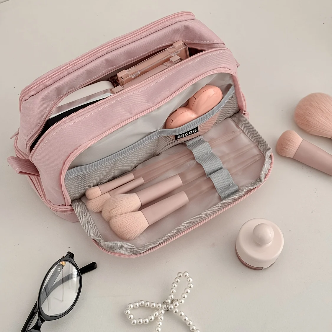 Tragbare 3-Schicht-Reise-Kosmetiktasche, Kosmetik-Organizer mit großem Fassungsvermögen und Fächern, niedliche Aufbewahrungstasche für Frauen. – Detail 9
