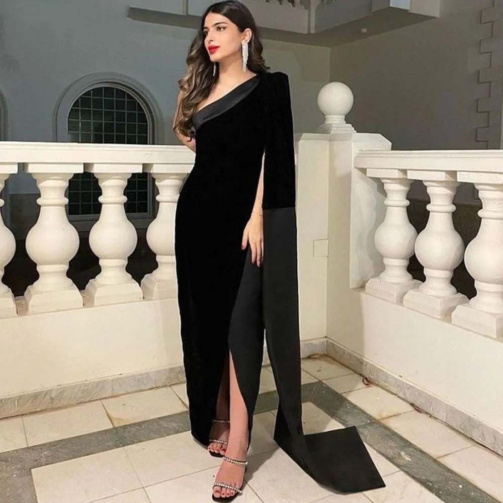 فساتين حفلات عصرية سوداء بكتف واحد وأكمام طويلة للنساء بطول الأرض فستان رسمي للحفلات المسائية