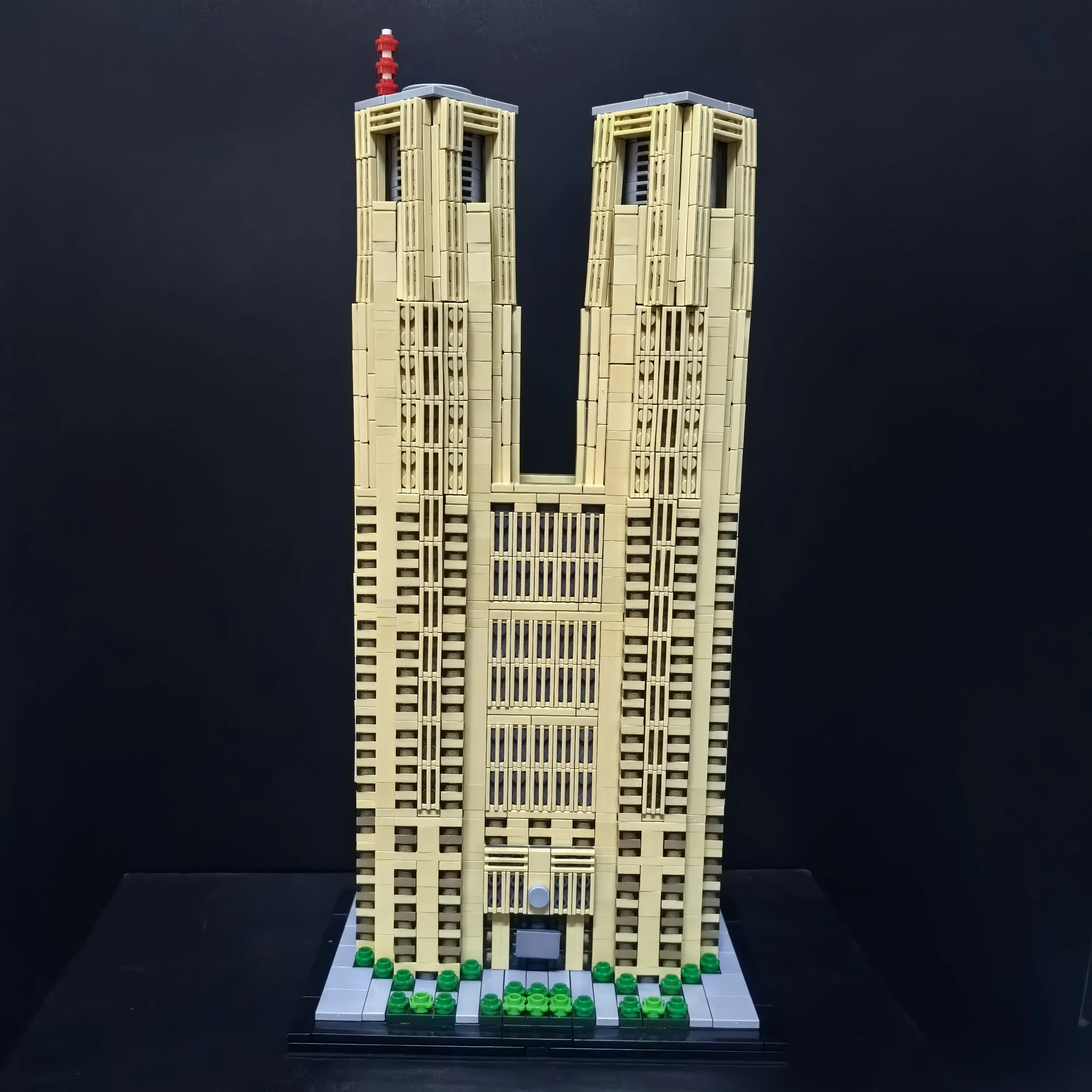 1972PCS MOC Tokyo Metropolitan Government Building 1:800 Scale Building Blocks Bricks DIY Assembly Toy Gifts